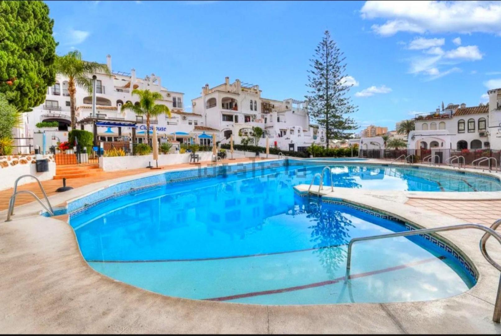 Estudio Pasodoble. Pueblo Evita Benalmádena Eksteriør bilde